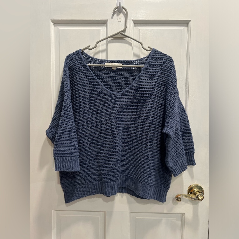 ANN TAYLOR LOFT Blue Knit V Neck Sweater  SIZE MEDIUM (Can Fit Large) Pre Loved